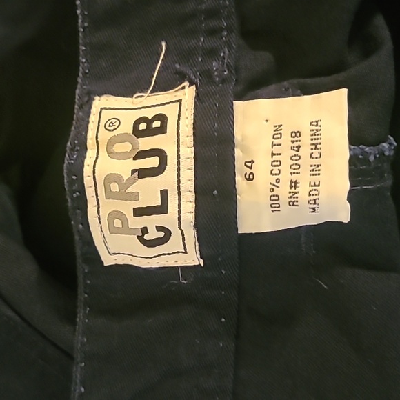 Big and Tall Pro Club Dark Navy cargo shorts. Size 64 - Picture 2 of 4